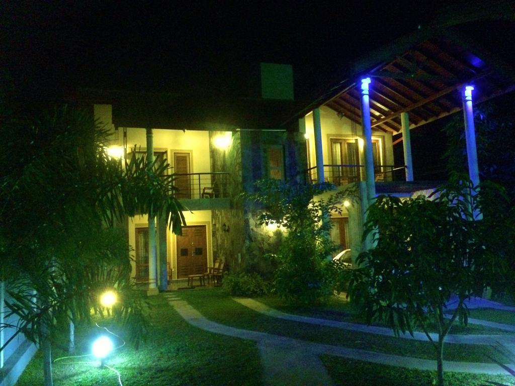 Northwood Residence - Marawila Exterior photo